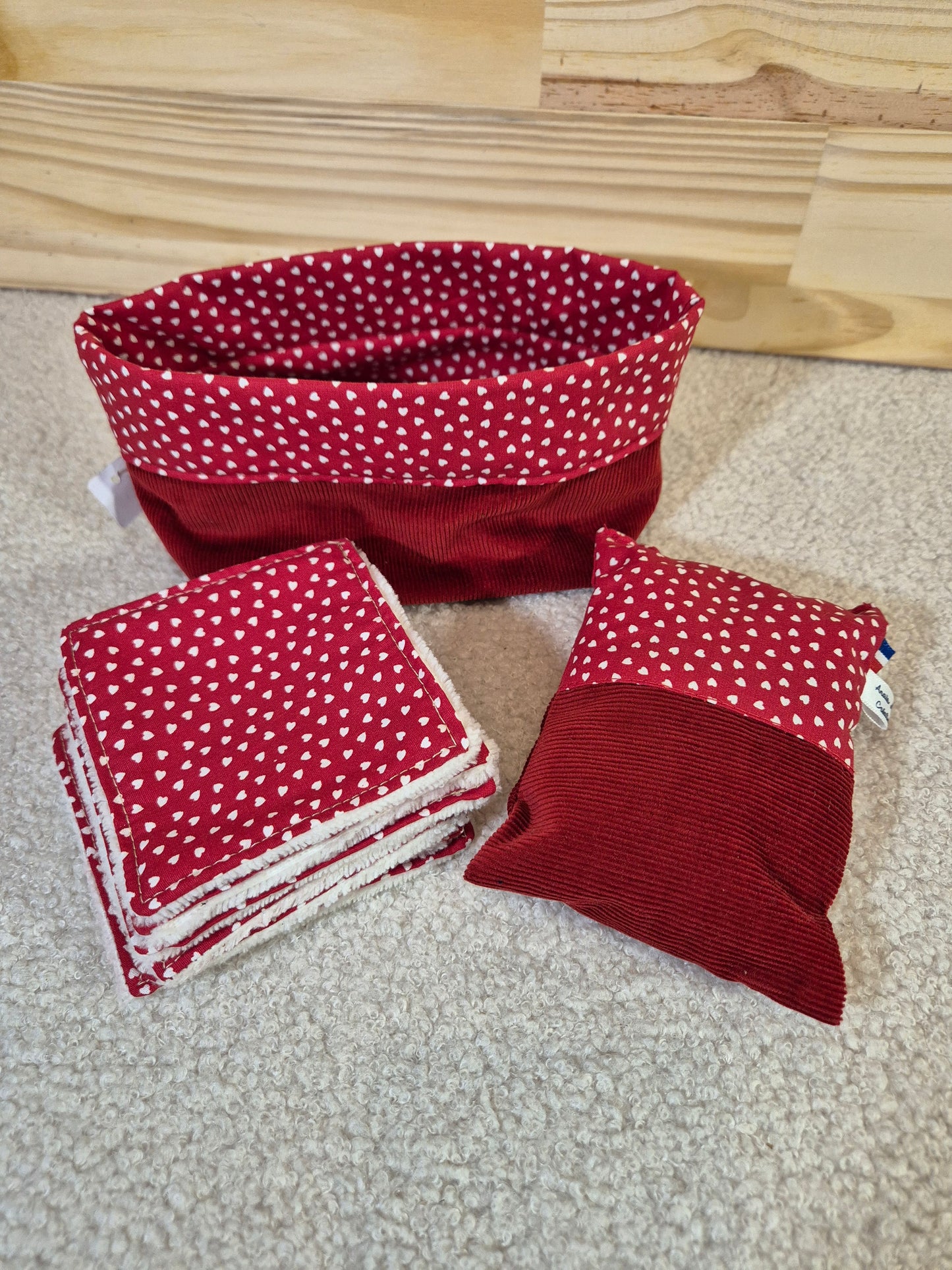 Coffret avec 7 lingettes et sachet de lavande