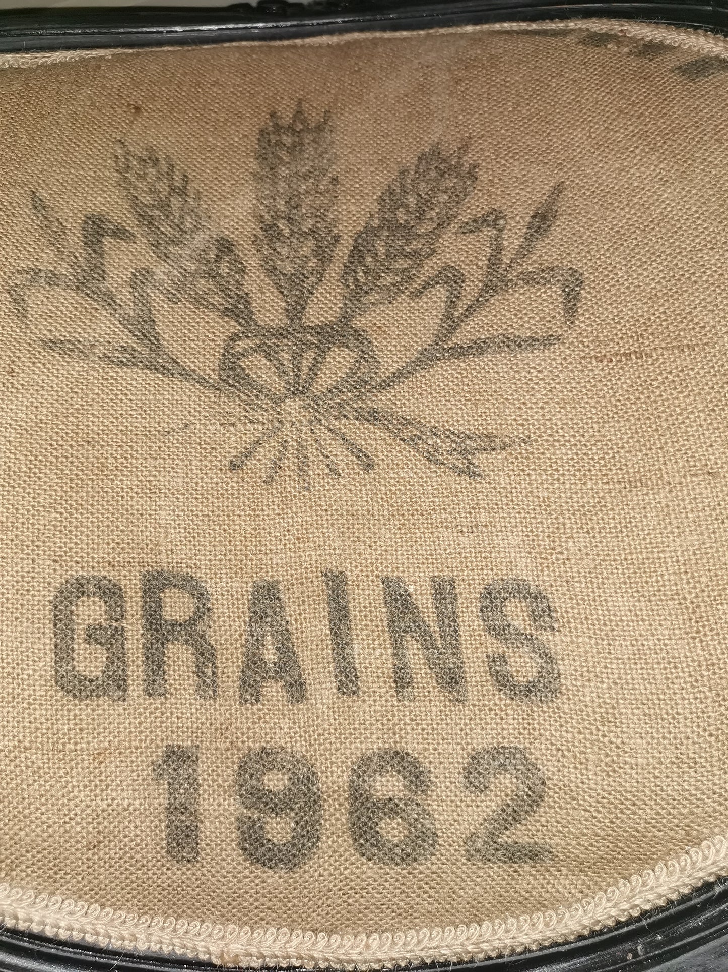 Fauteuil cabriolet noir et jute