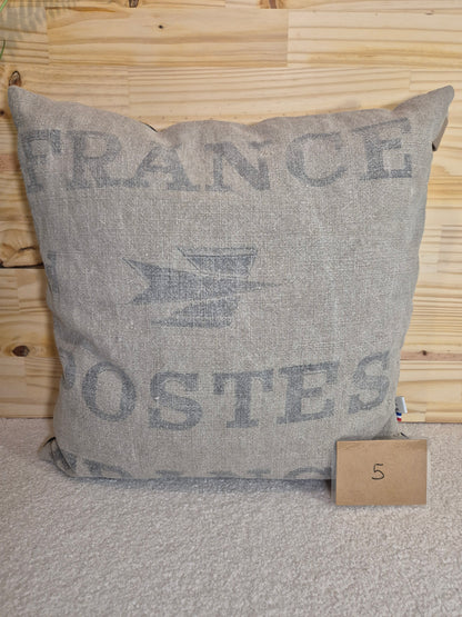 Housse de coussin la poste en chanvre 50x50