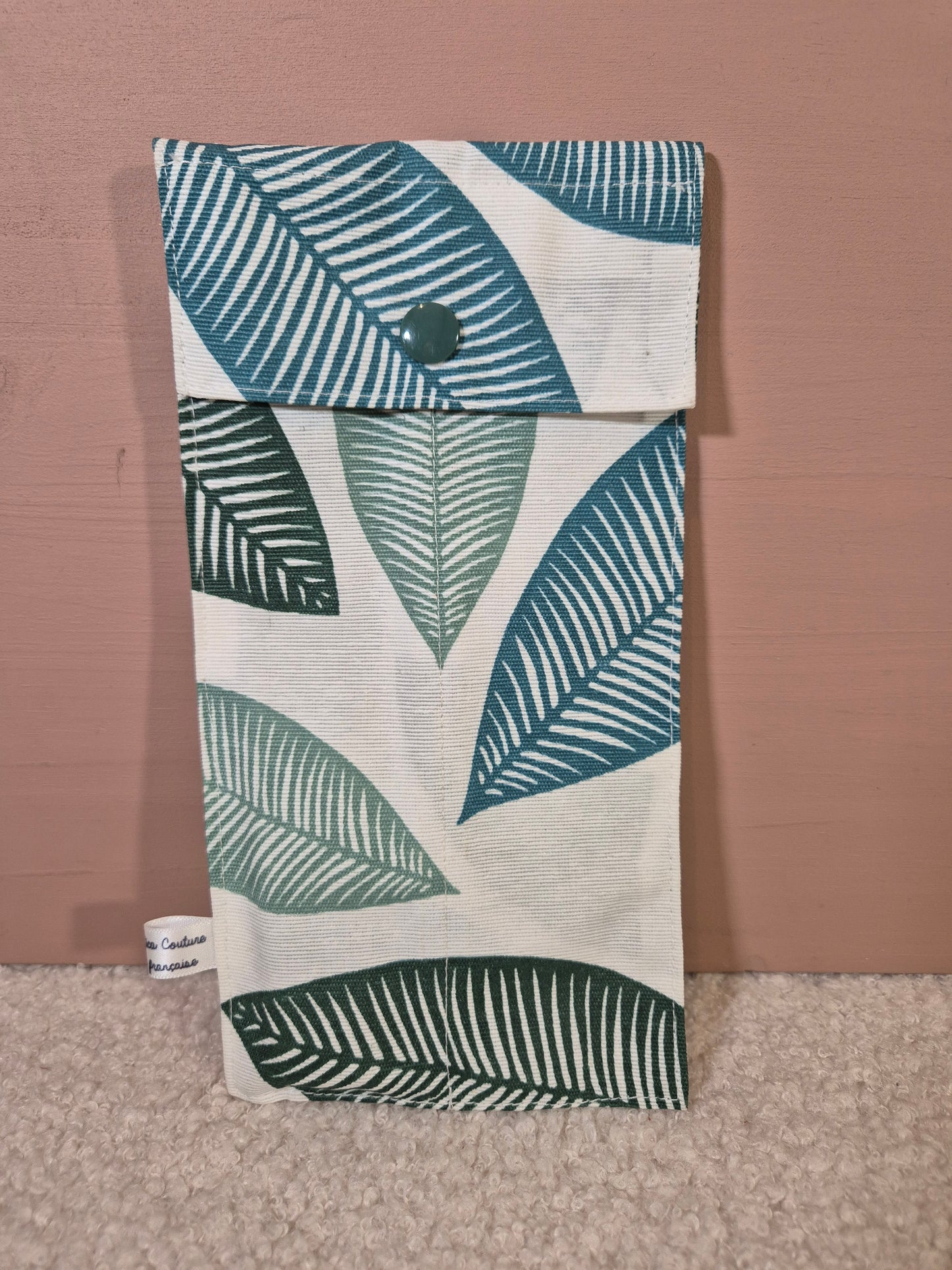 Etui double brosse à dent et dentifrice