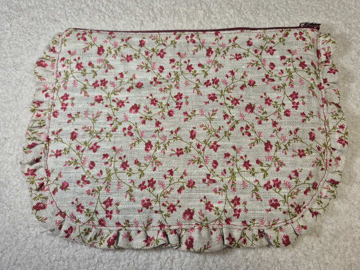 Trousse volantée en lin