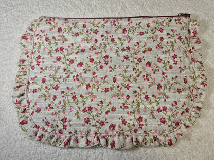 Trousse volantée en lin