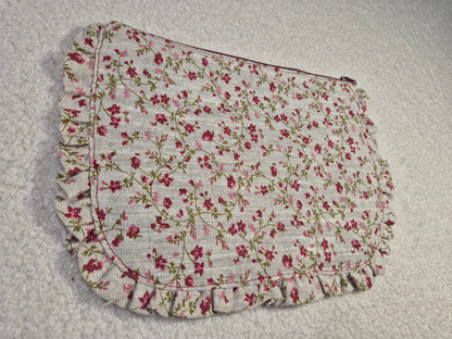 Trousse volantée en lin