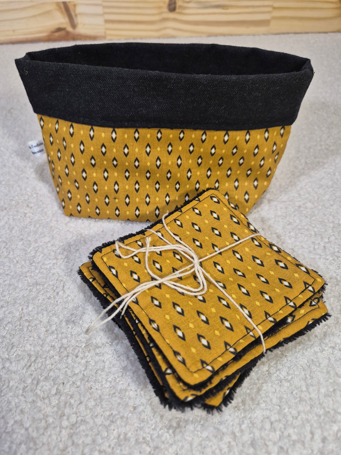 Panier + 7 lingettes