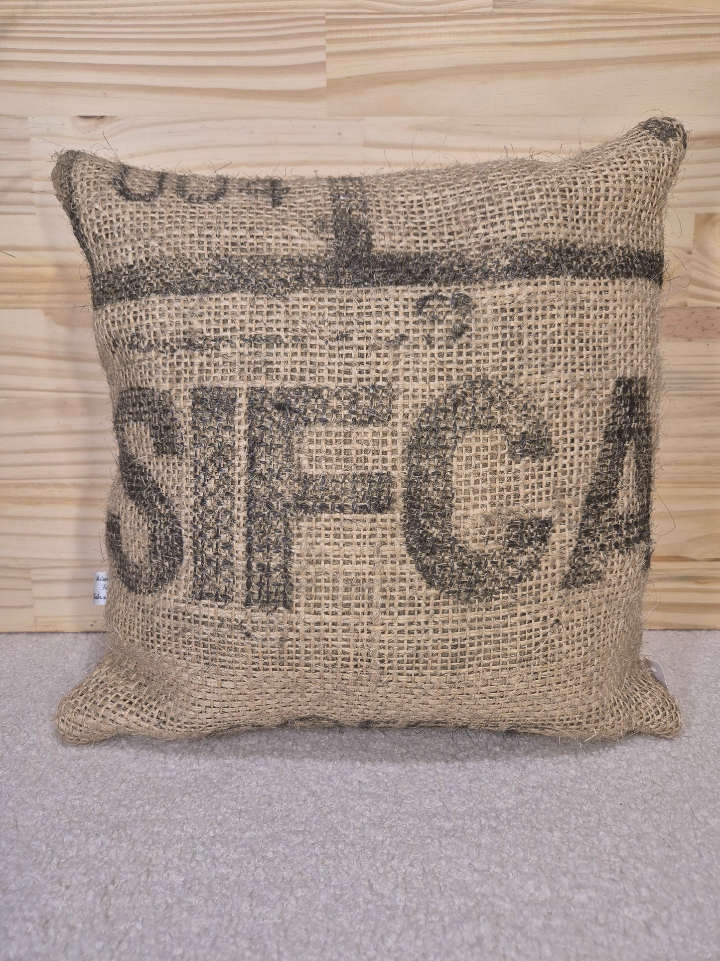 Coussin en toile de jute ancienne