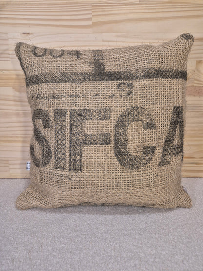Coussin en toile de jute ancienne