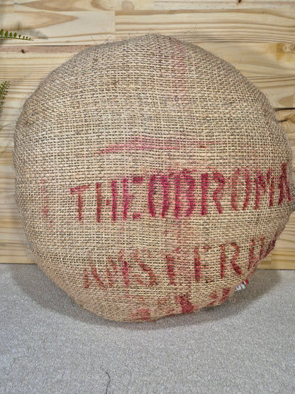 Coussin en toile de jute ancienne