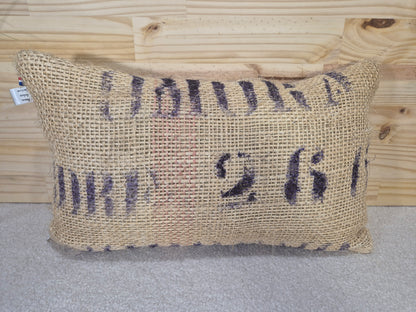 Coussin en toile de jute ancienne