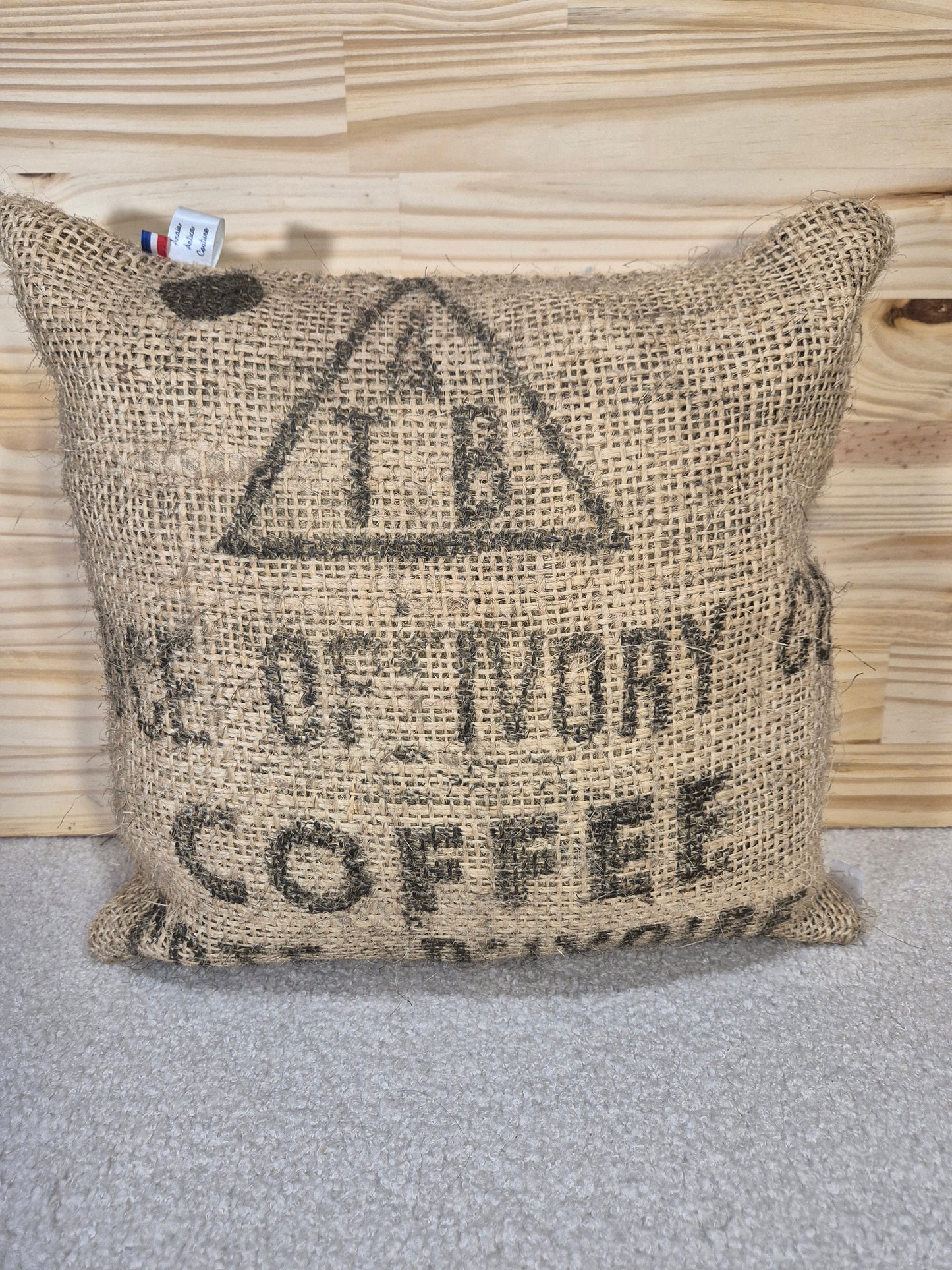 Coussin en toile de jute ancienne