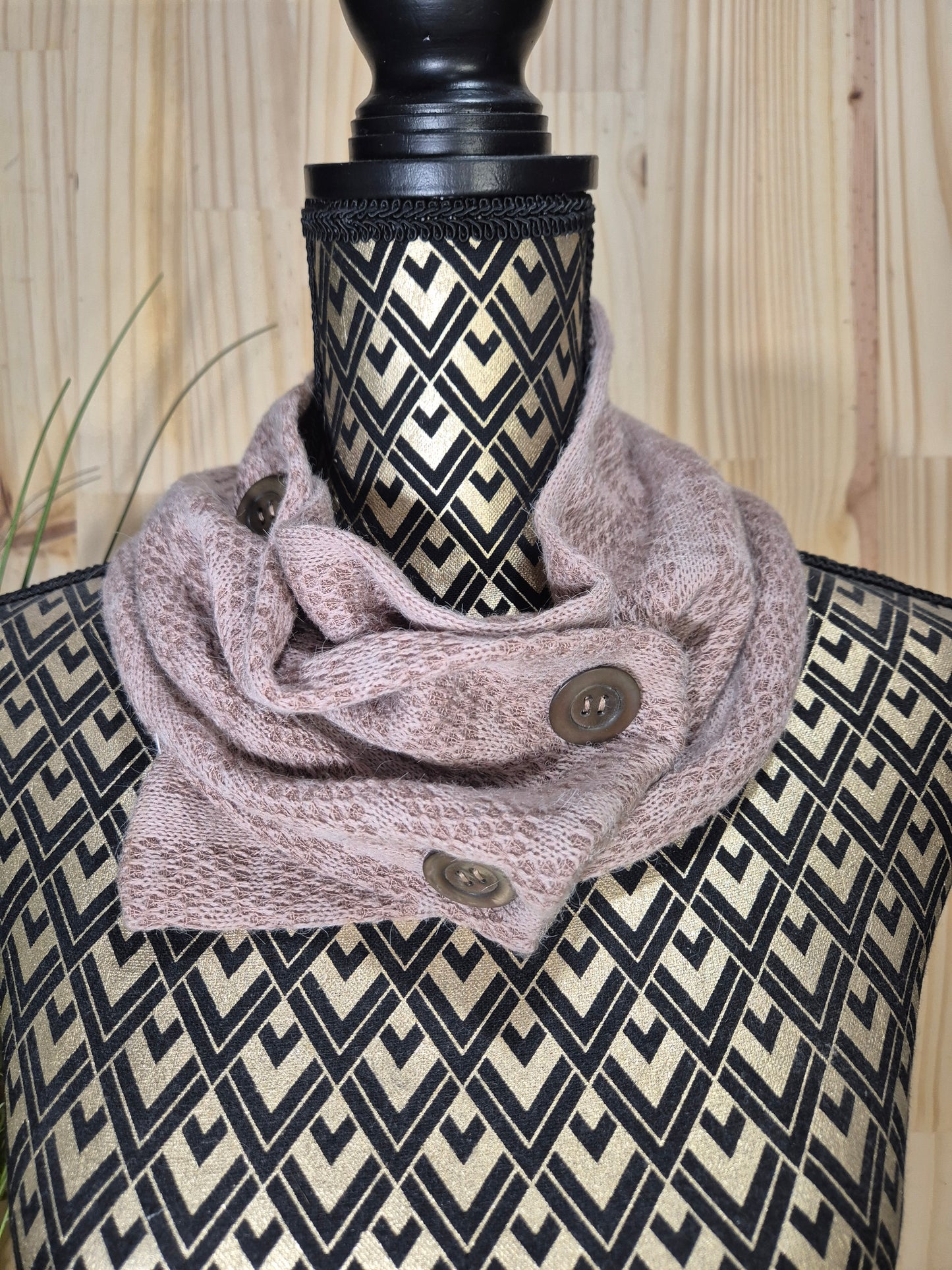 Tour de cou en lainage rose