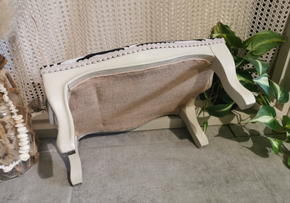 Repose pied ancien tissu Jacquard zèbre