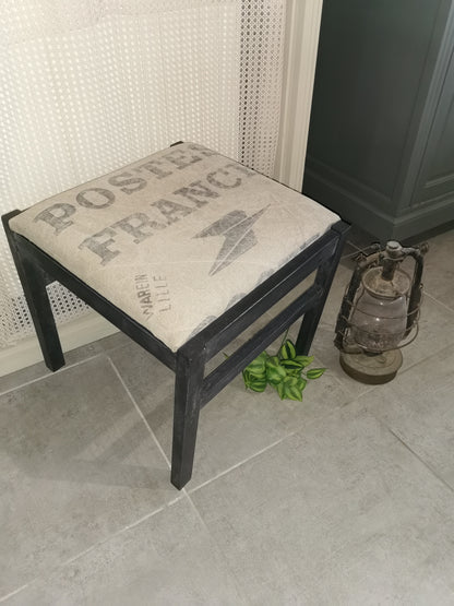 Tabouret la poste