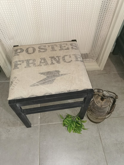 Tabouret la poste
