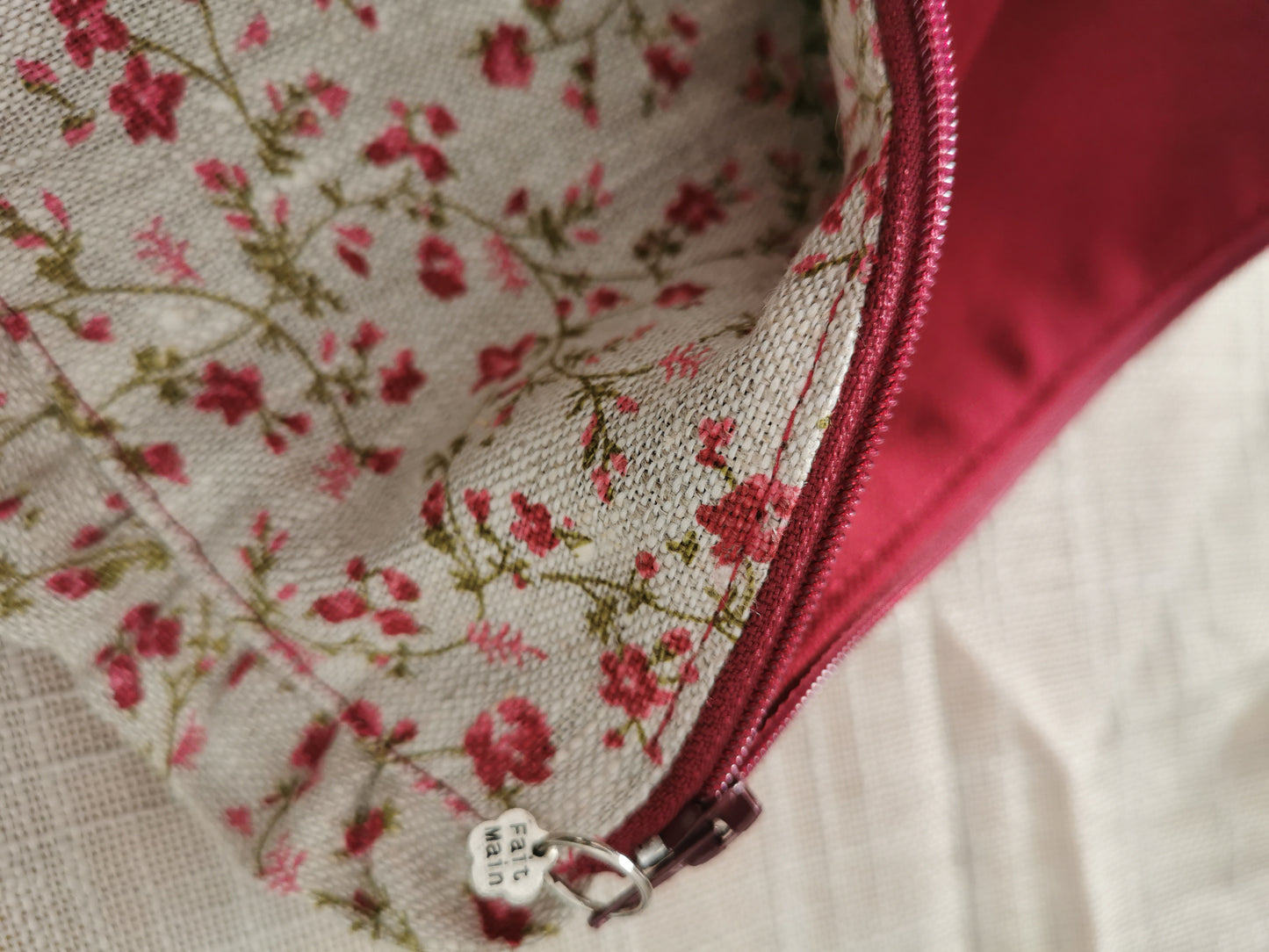 Trousse volantée en lin