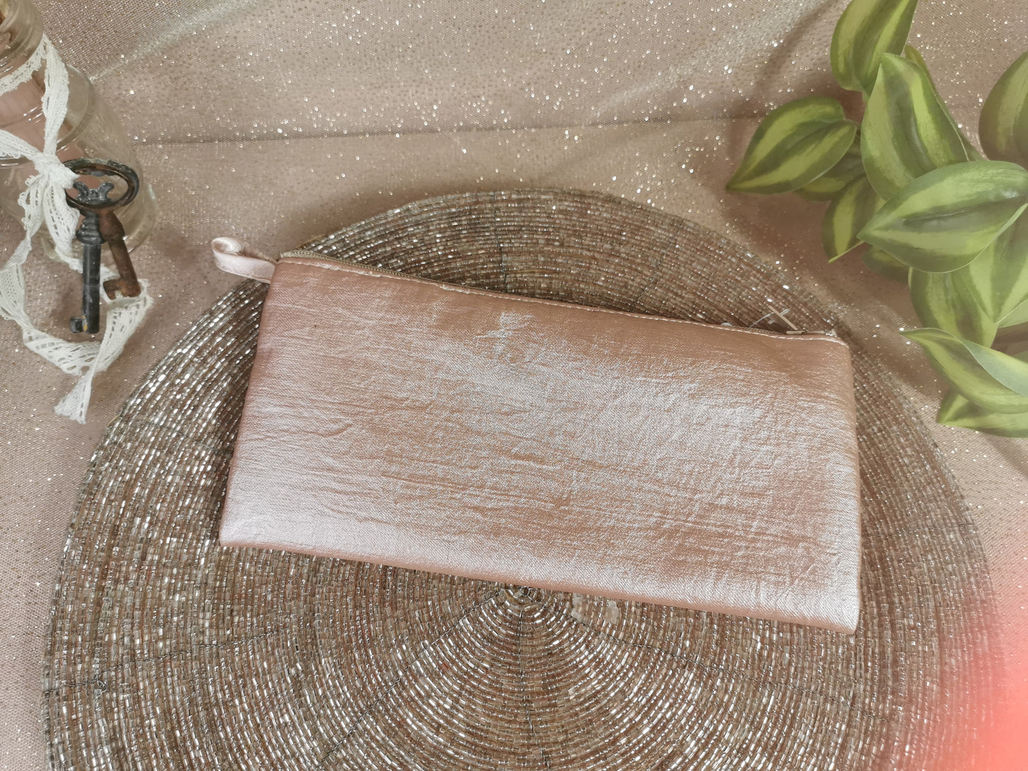 Pochette trousse simili cuir rose et doré